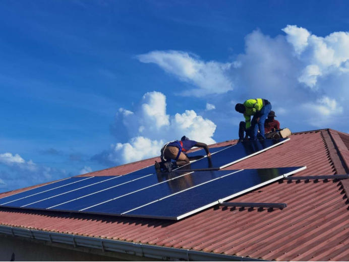 東方電子實施的國際零碳島嶼合作框架下首個海外項目在格林納達完成交付